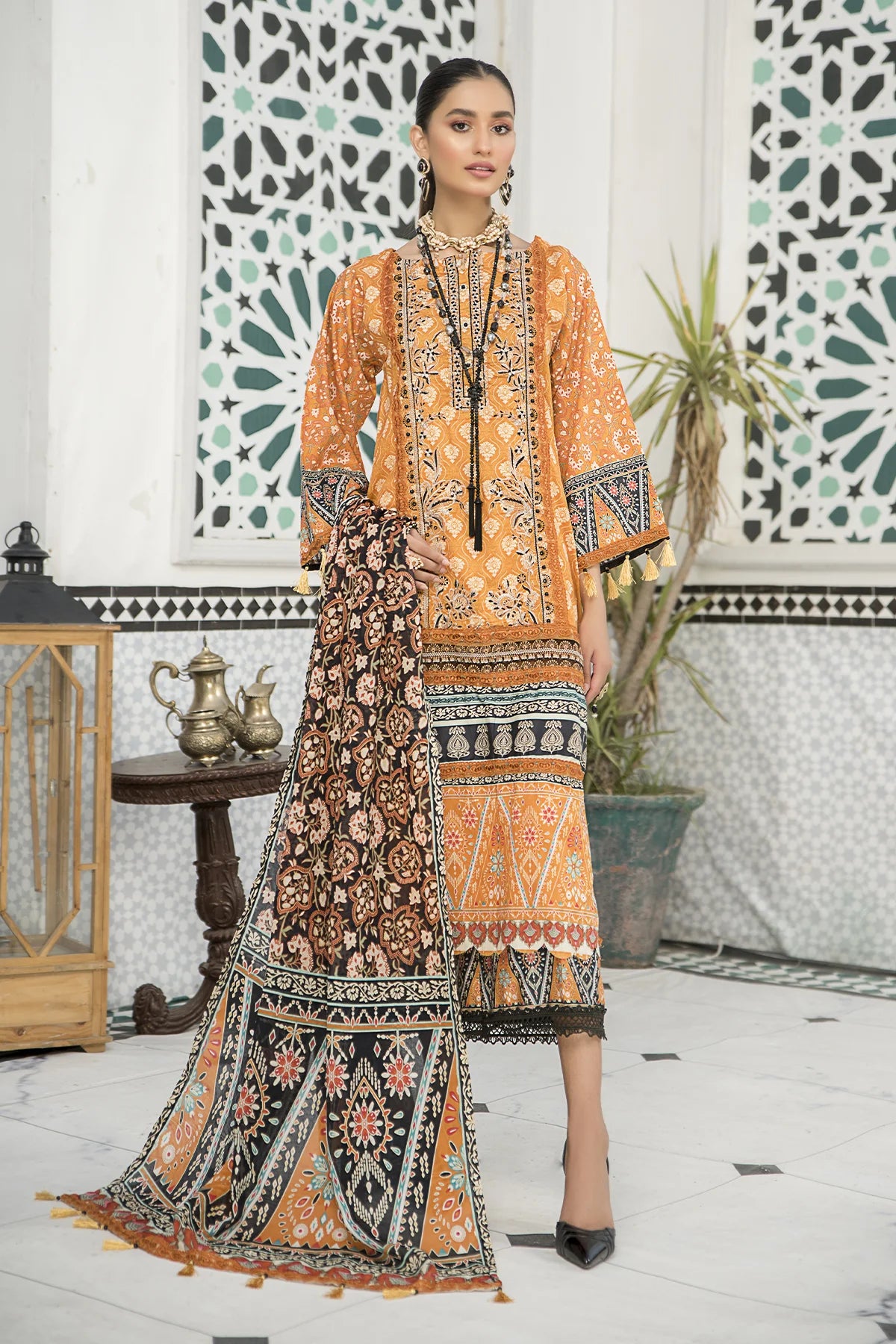 Sorayya-Unstitched-3 Piece-D02